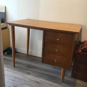 Bureau scandinave années 60 pieds compas