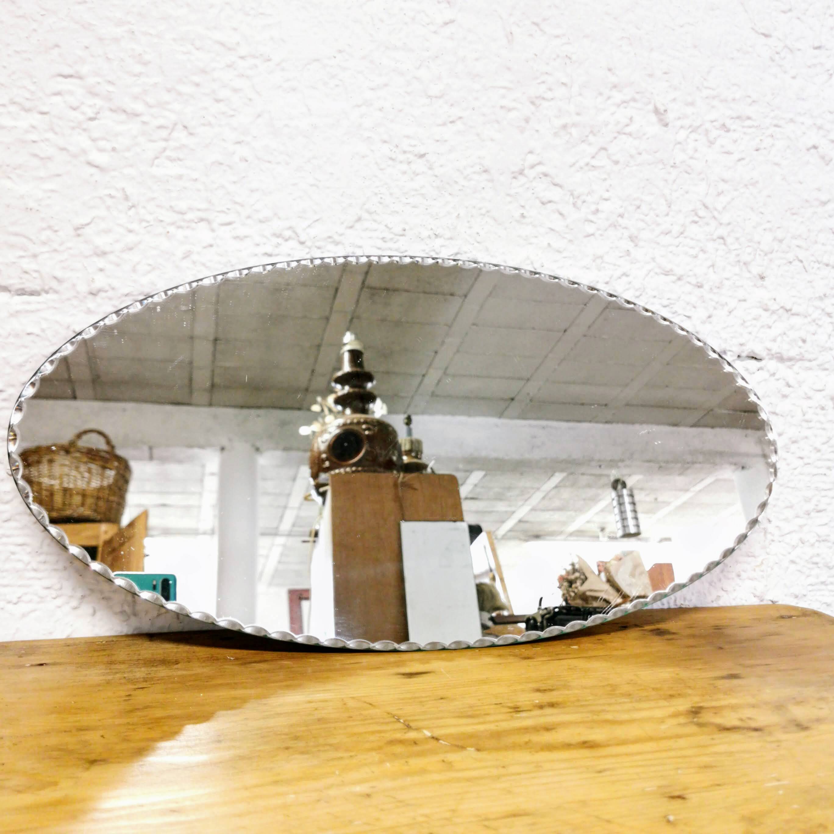 Beveled mirror to place 50x25cm