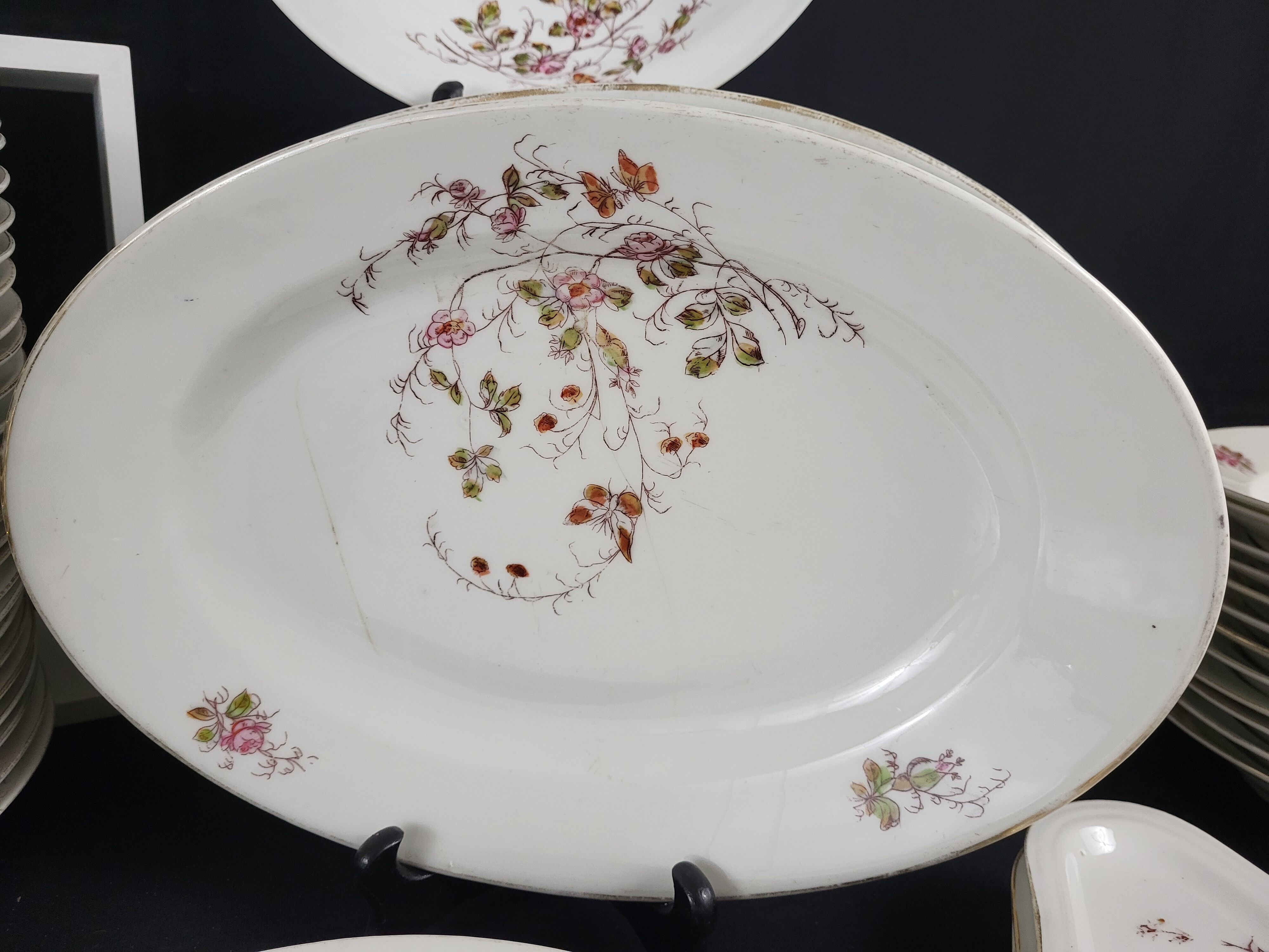 Porcelain table service Paris "à la ville St Denis" - New products