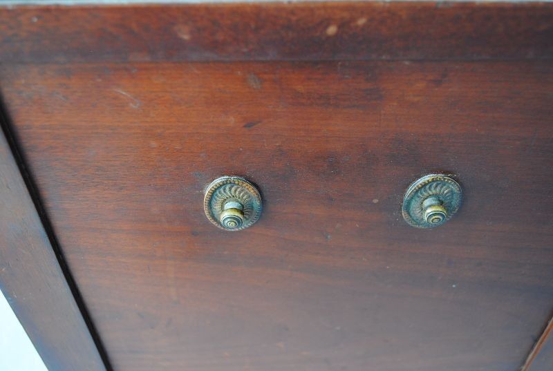 Chevet en acajou fin XVIIIème