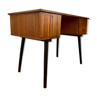 Scandinavian office 1960 two sides