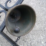 Cloche bronze fer forgé