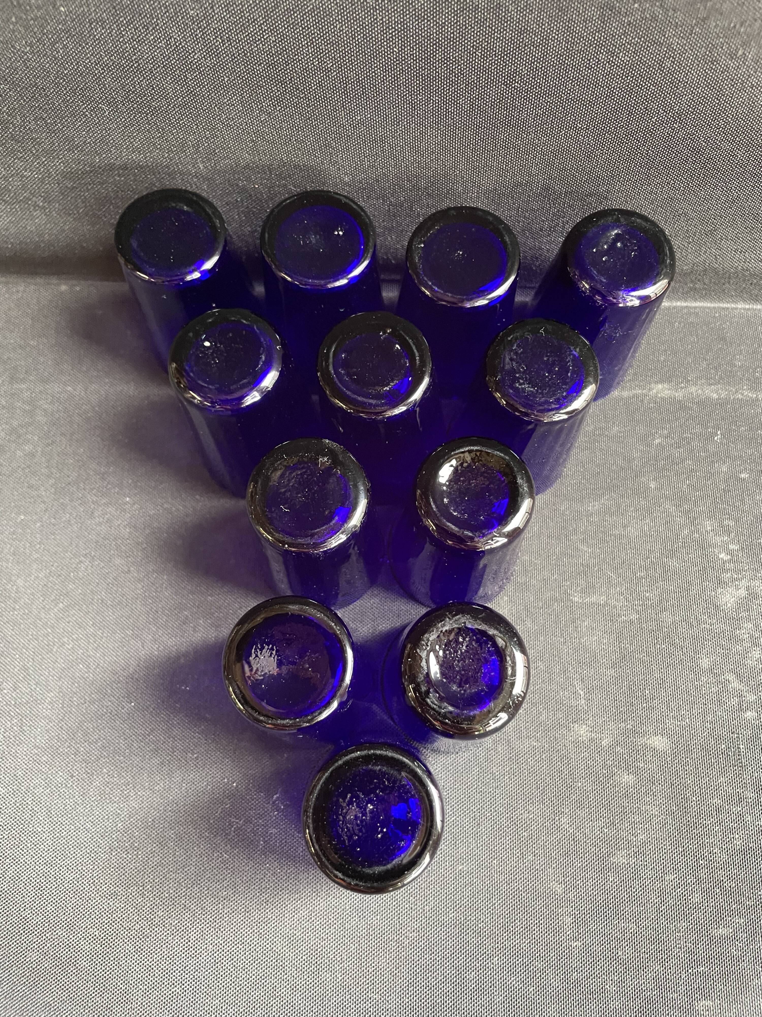 Blue liqueur glass set