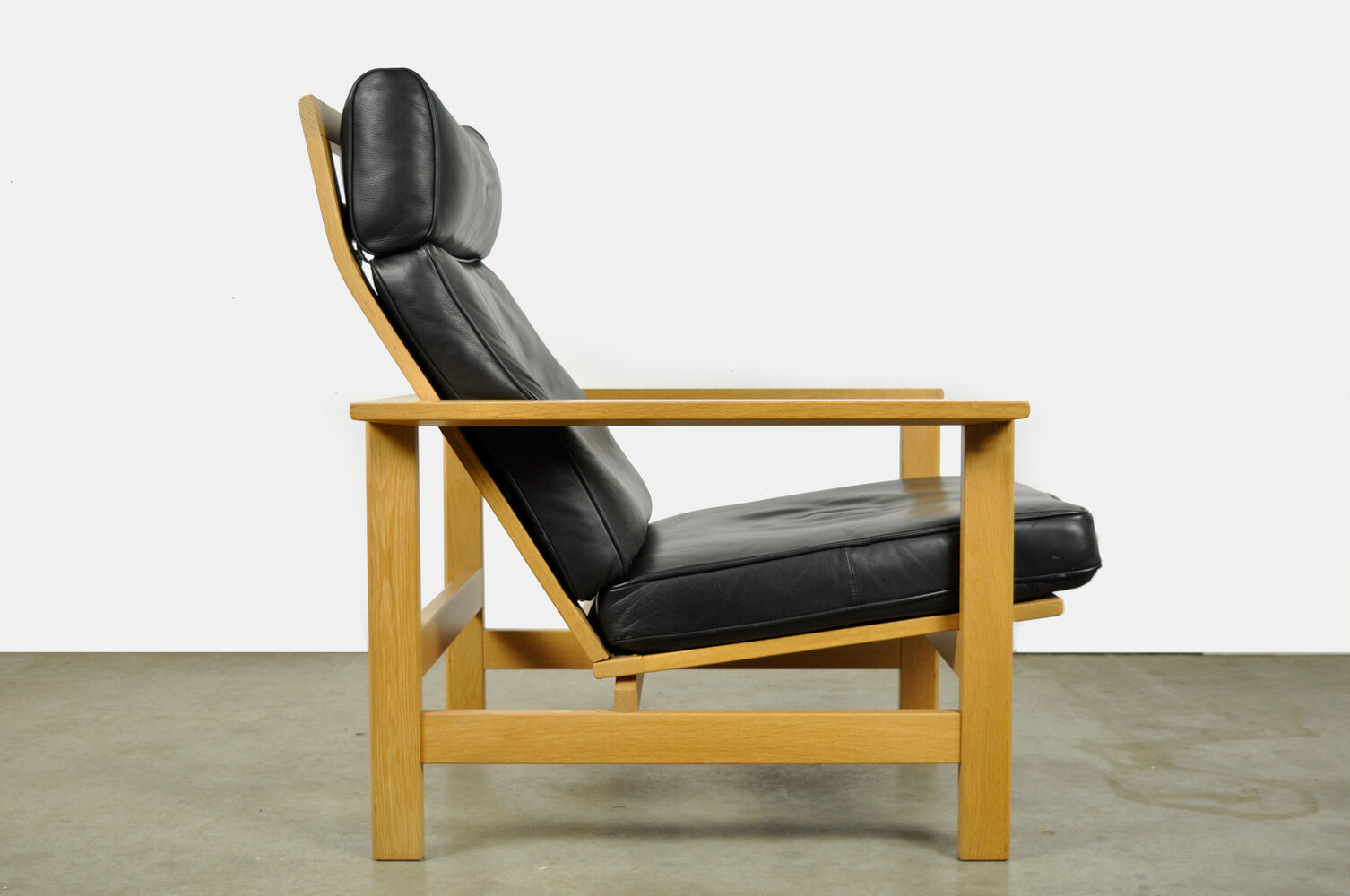 Lounge chairs, model 2461, designed by Søren Holst and produced by Frederica Stolefabrik, Denmark