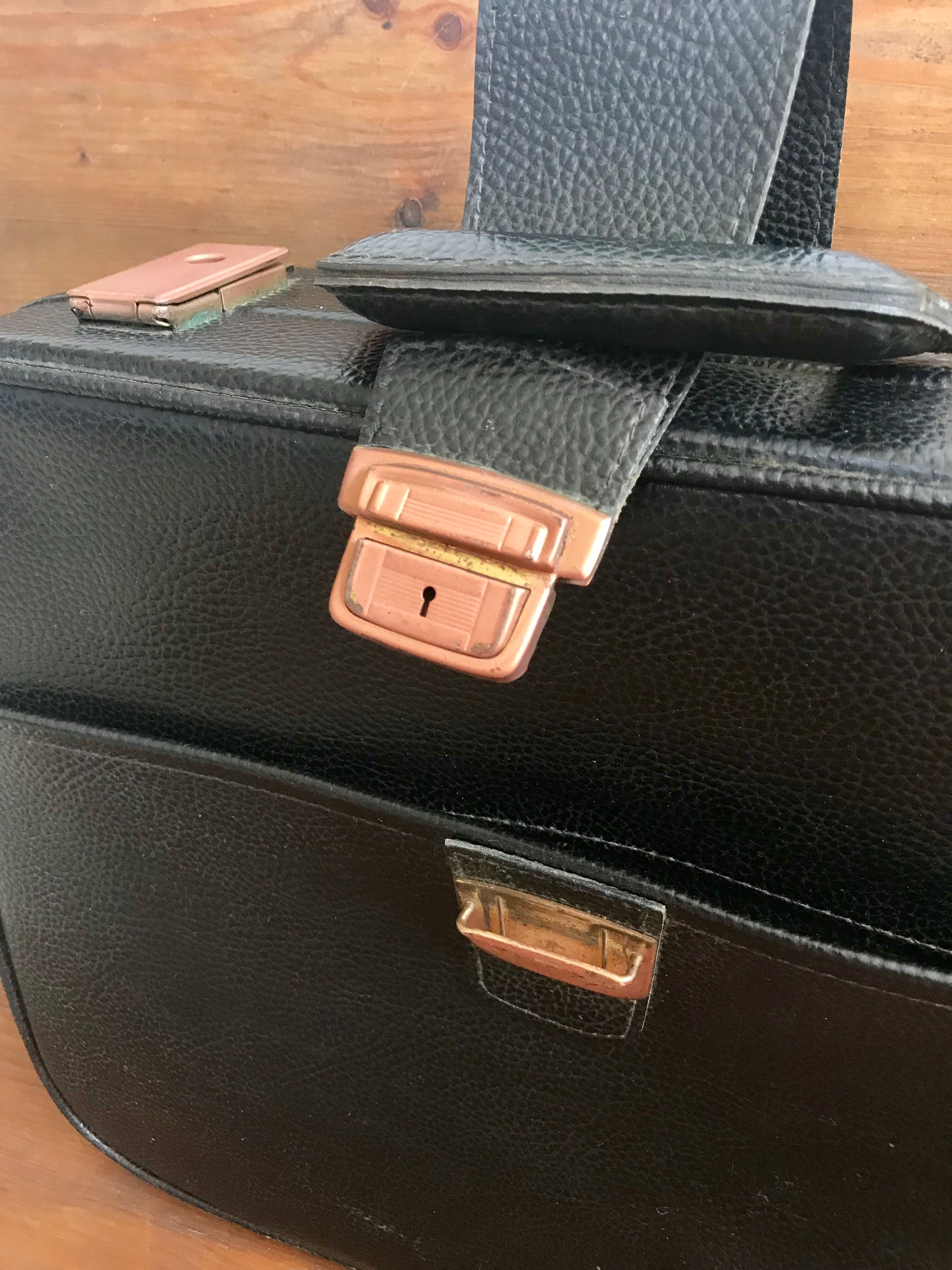 Vintage leather case