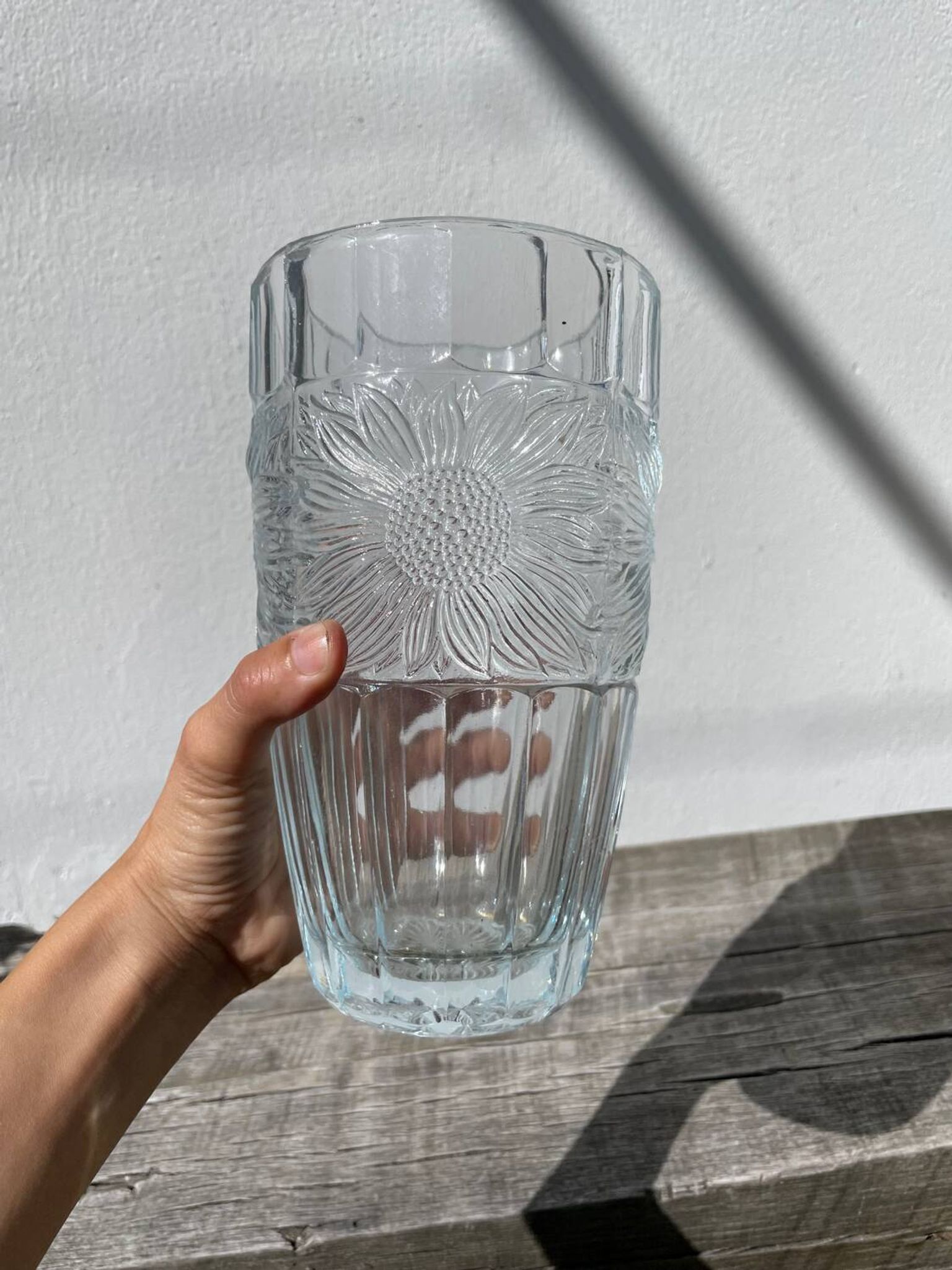 Glass sunflower vase 1990
