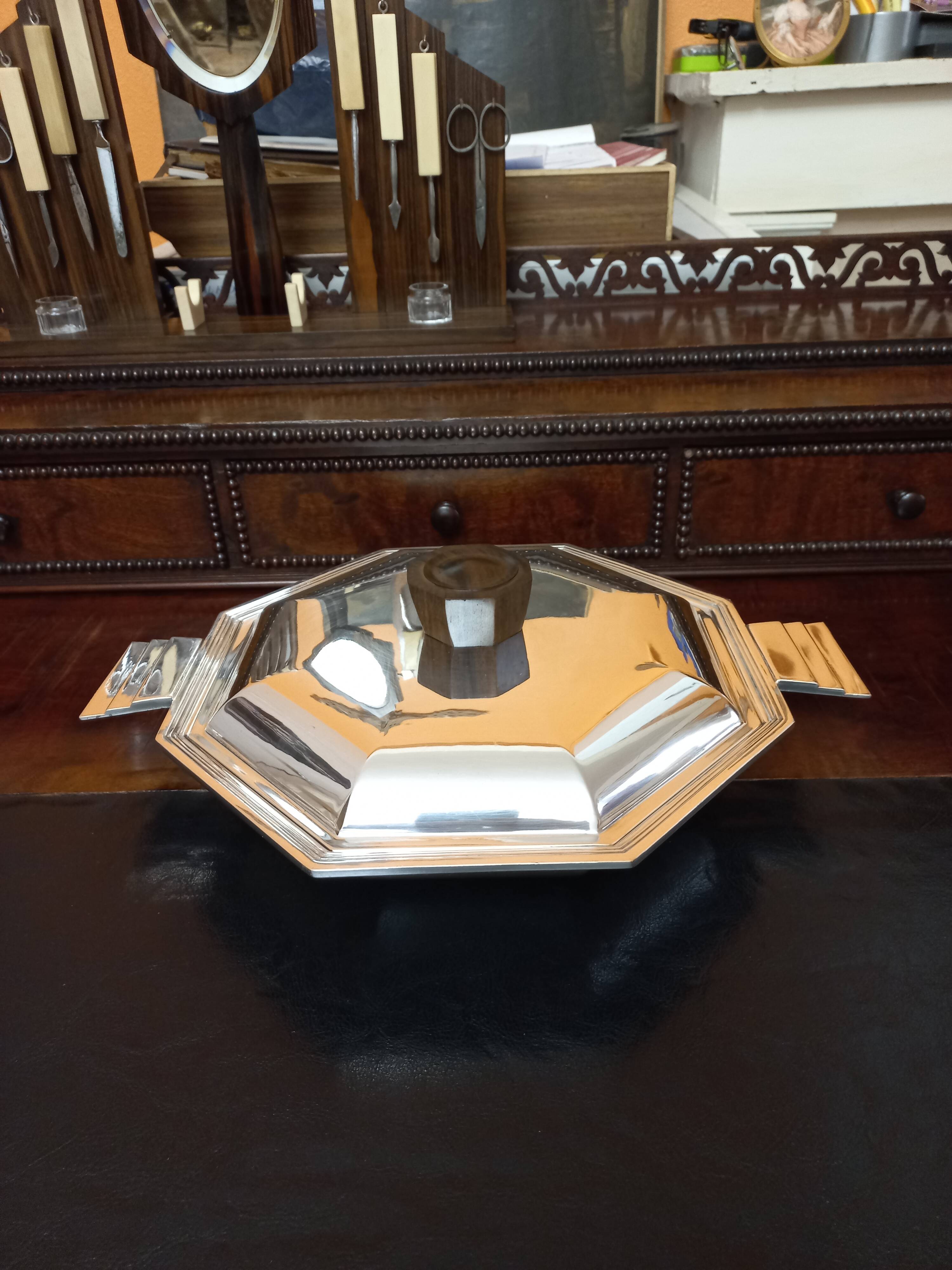 Art Deco plate 1930 silver metal