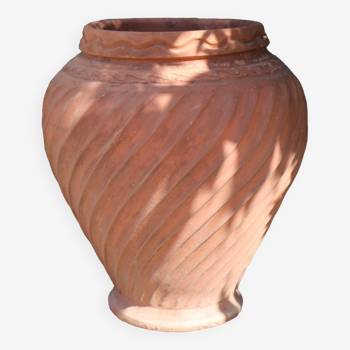 Menorca terracotta jar