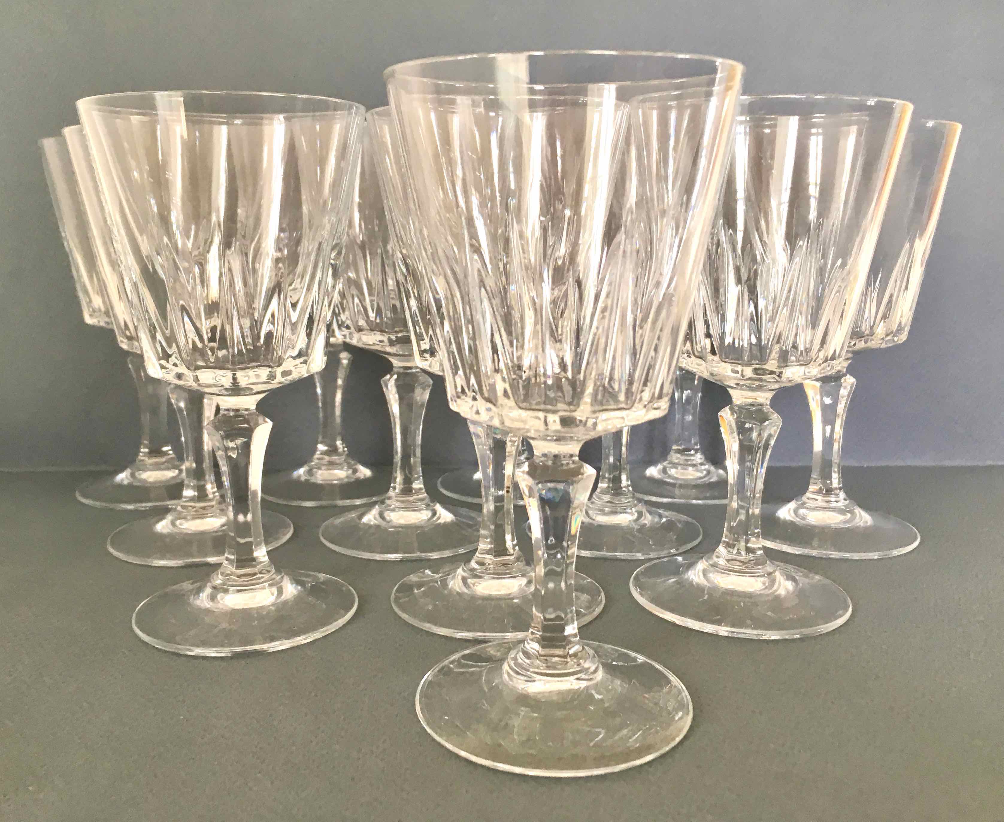 Set 12 crystal wine glasses from Arques 1970