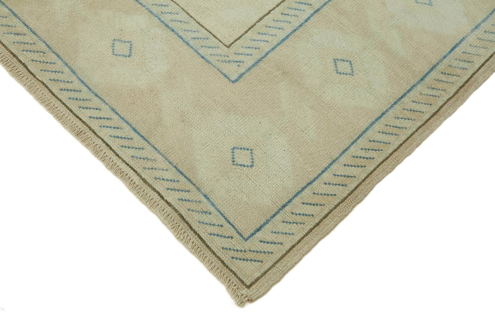Turkish Vintage Anatolian Rug 185 cm x 248 cm