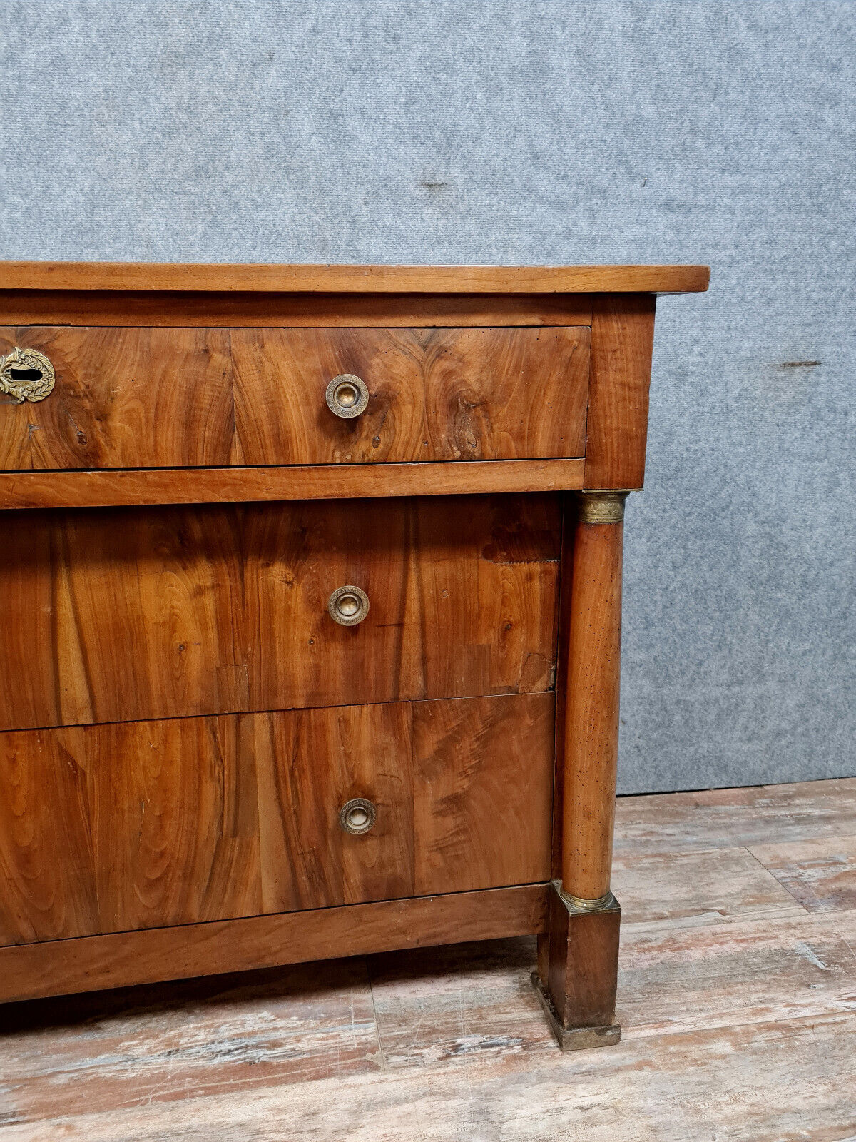 Empire walnut period chest of drawers circa 1810-1820