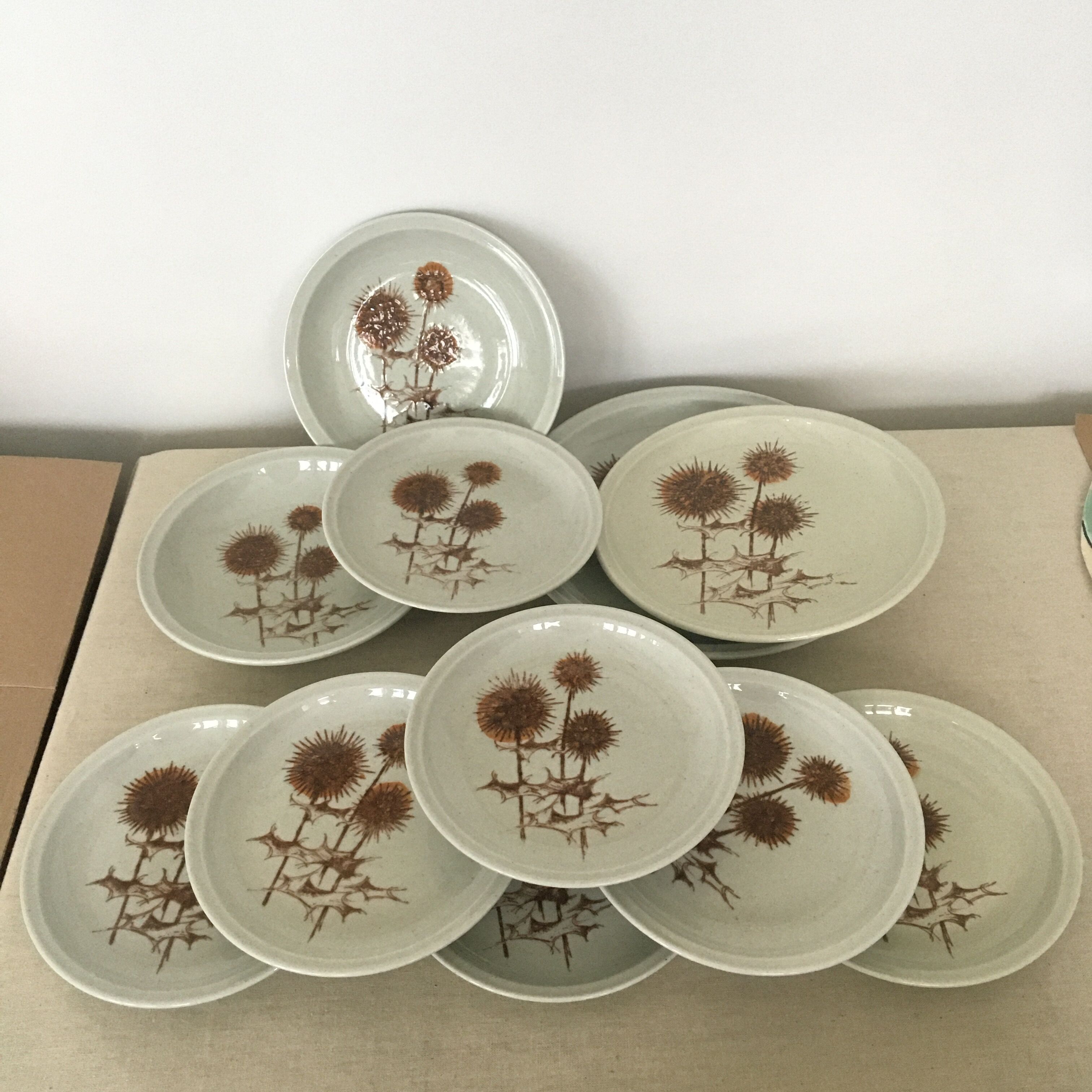 Set de 11 assiettes et plat en grès Chardon Sarreguemines