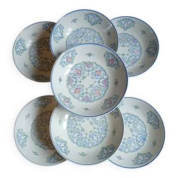 7 petites assiettes creuses Salins France 