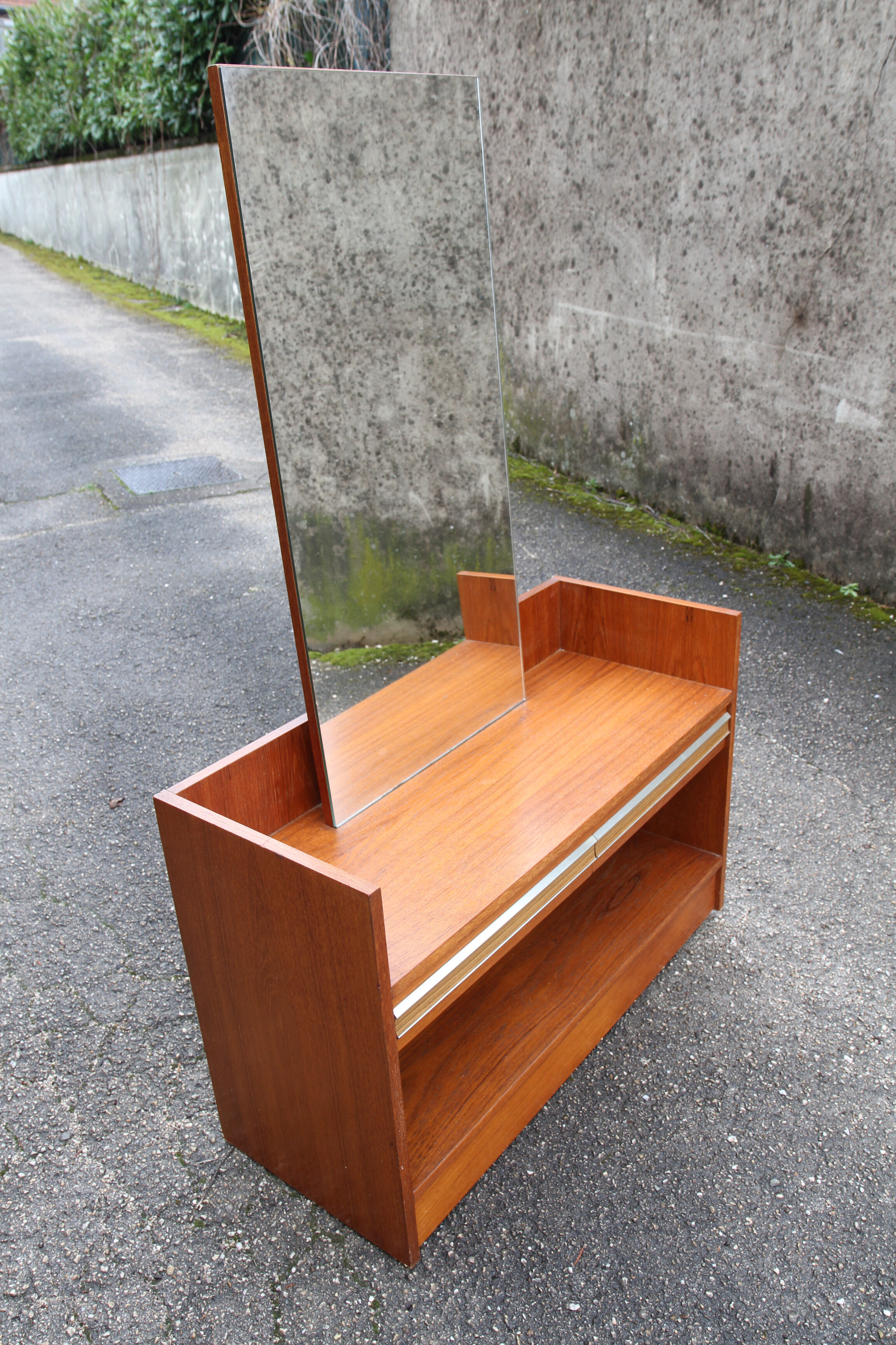 Dressing table vintage