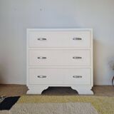 White vintage commode from the 1960s.