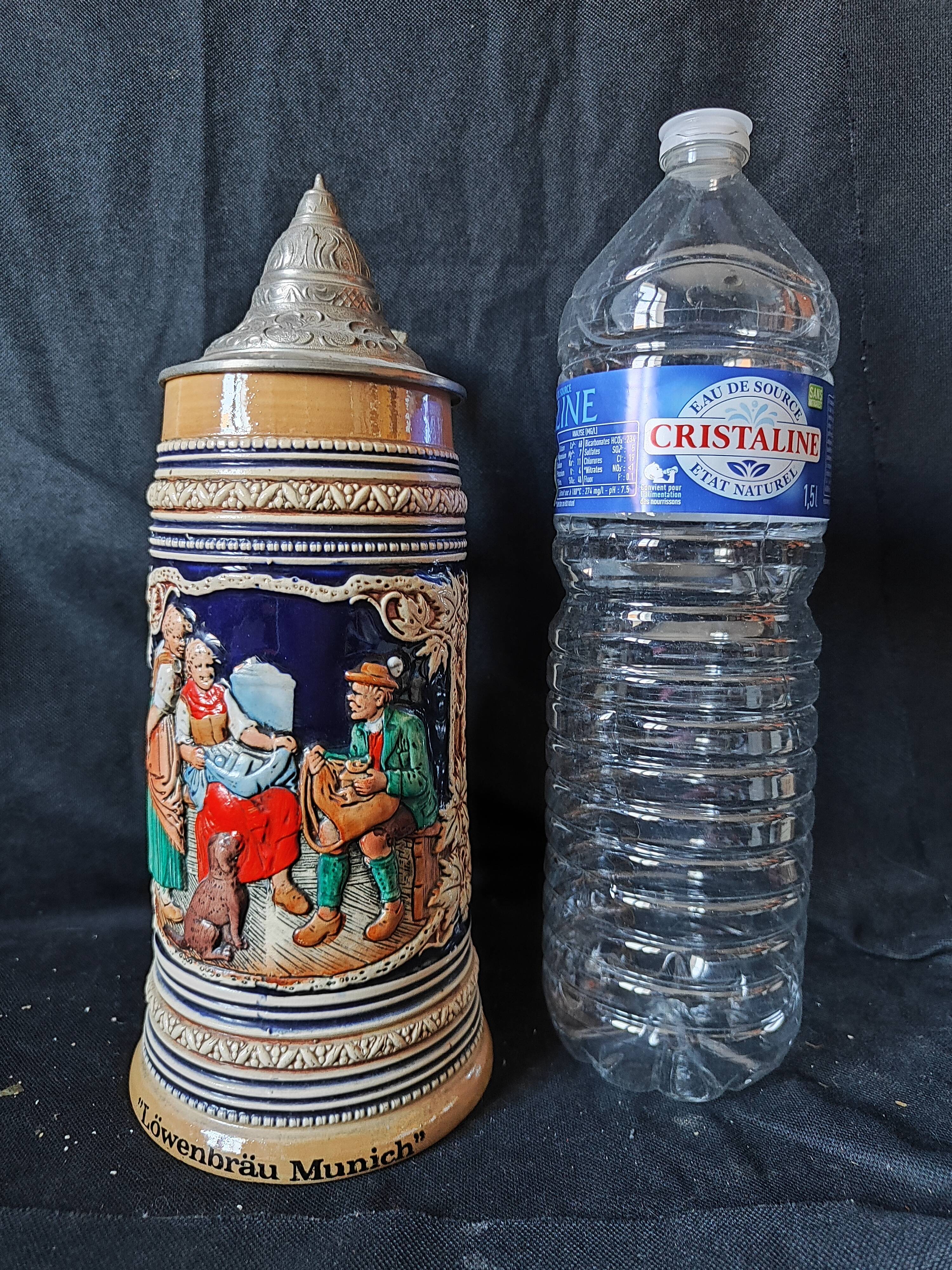 Beer mug 1 liter lowenbrau munich ceramic / numbered