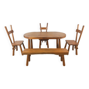 Ensemble de salle à - manger brutaliste