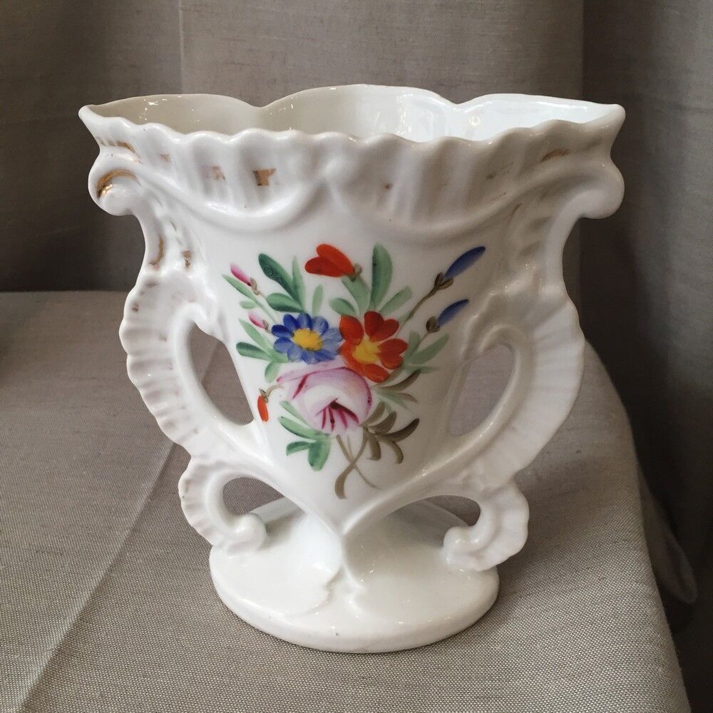 Pair of mariee vases in paris porcelain with floral decoration