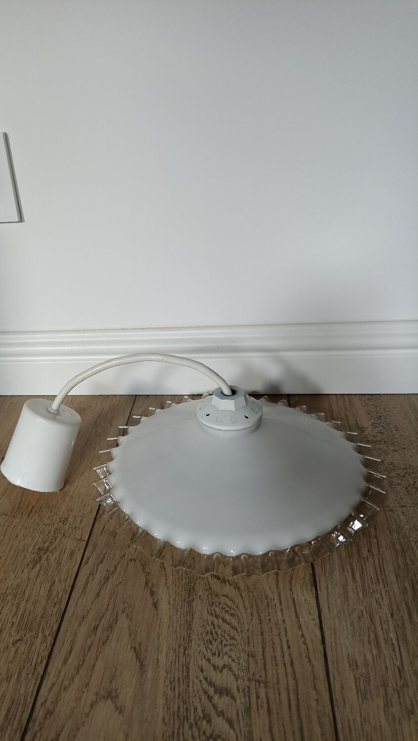 White opaline suspension with lace