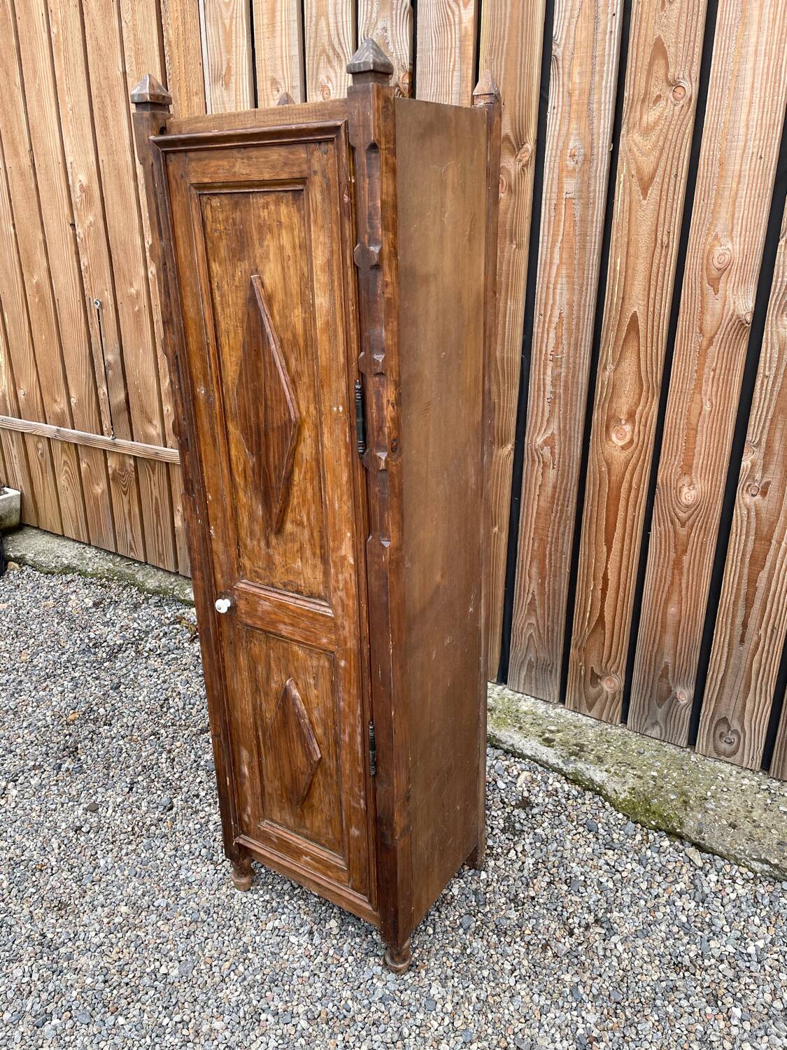 Rare Bonnetière cabinet