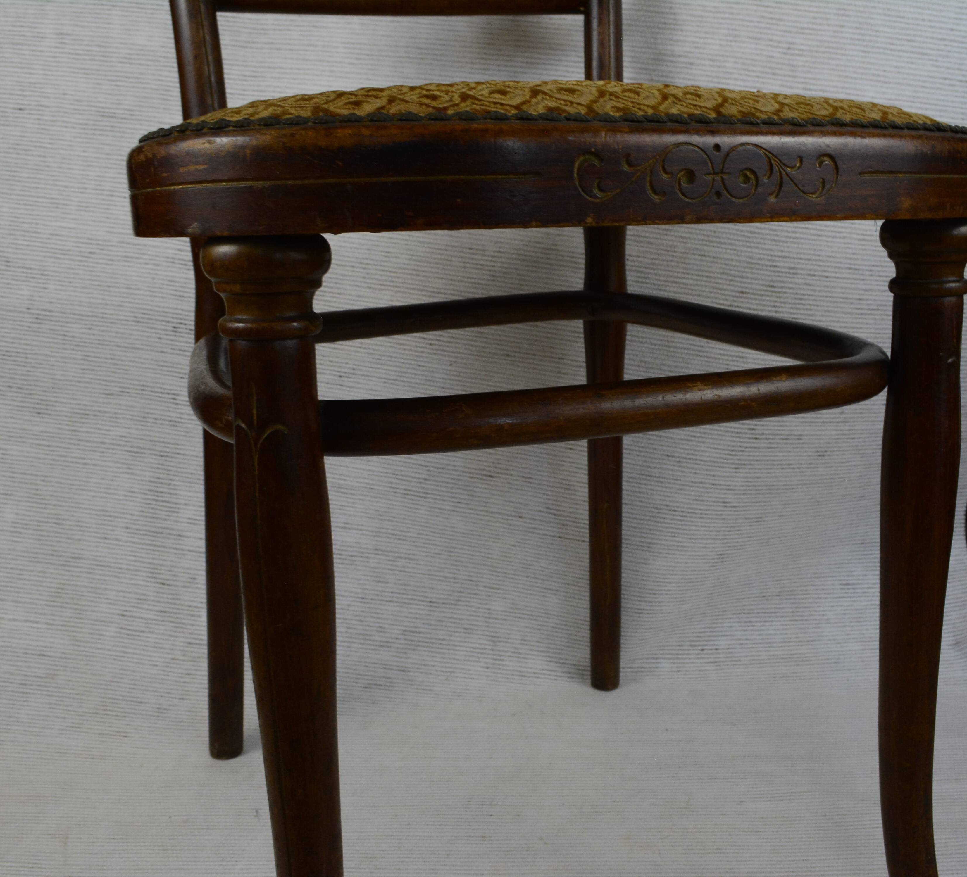 Pair of Thonet Art Deco palmette chairs. Model 221.