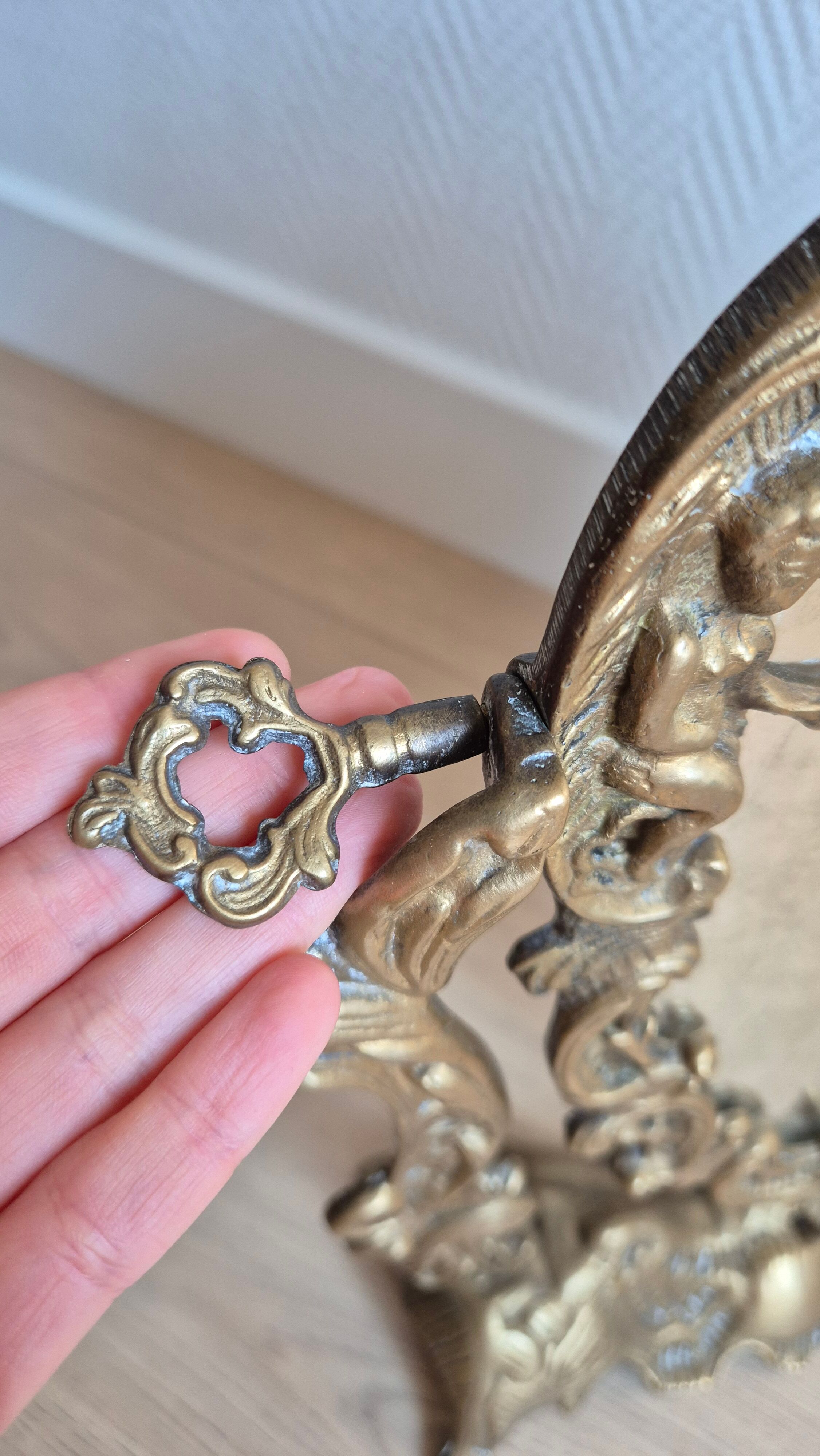 Antique table mirror in bronze — Louis XV Rococo style — 1900-1920