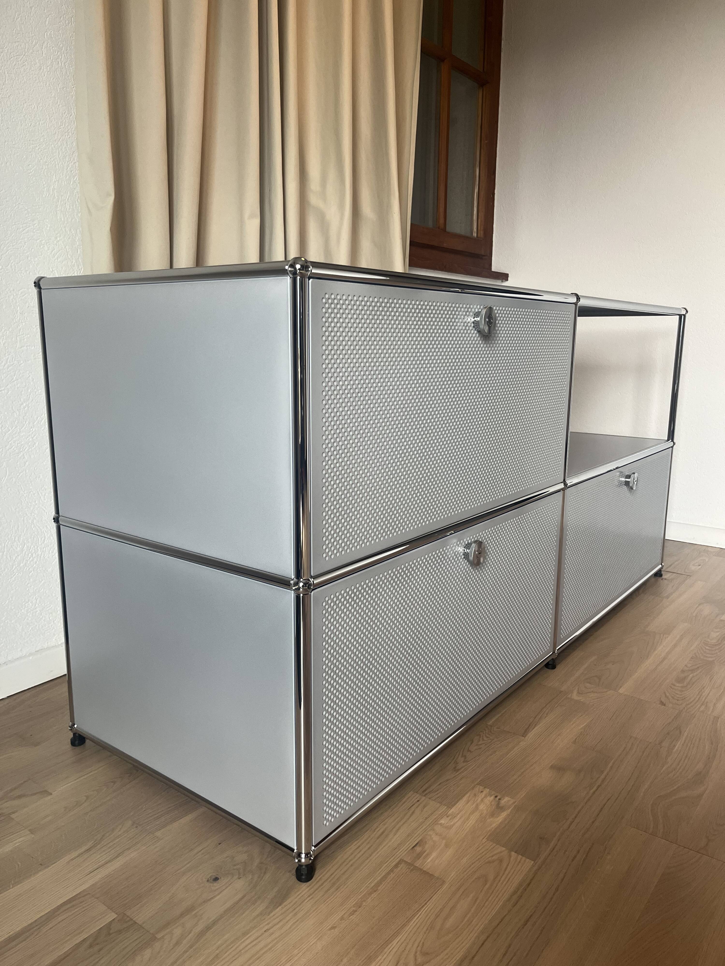 USM Haller 750×350mm punching panel シルバー USM Haller 750×350mm punching panel シルバー