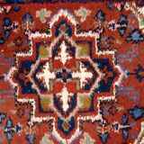 Tapis Vintage Hamadan en Laine, Années 1970, Élégance Traditionnelle