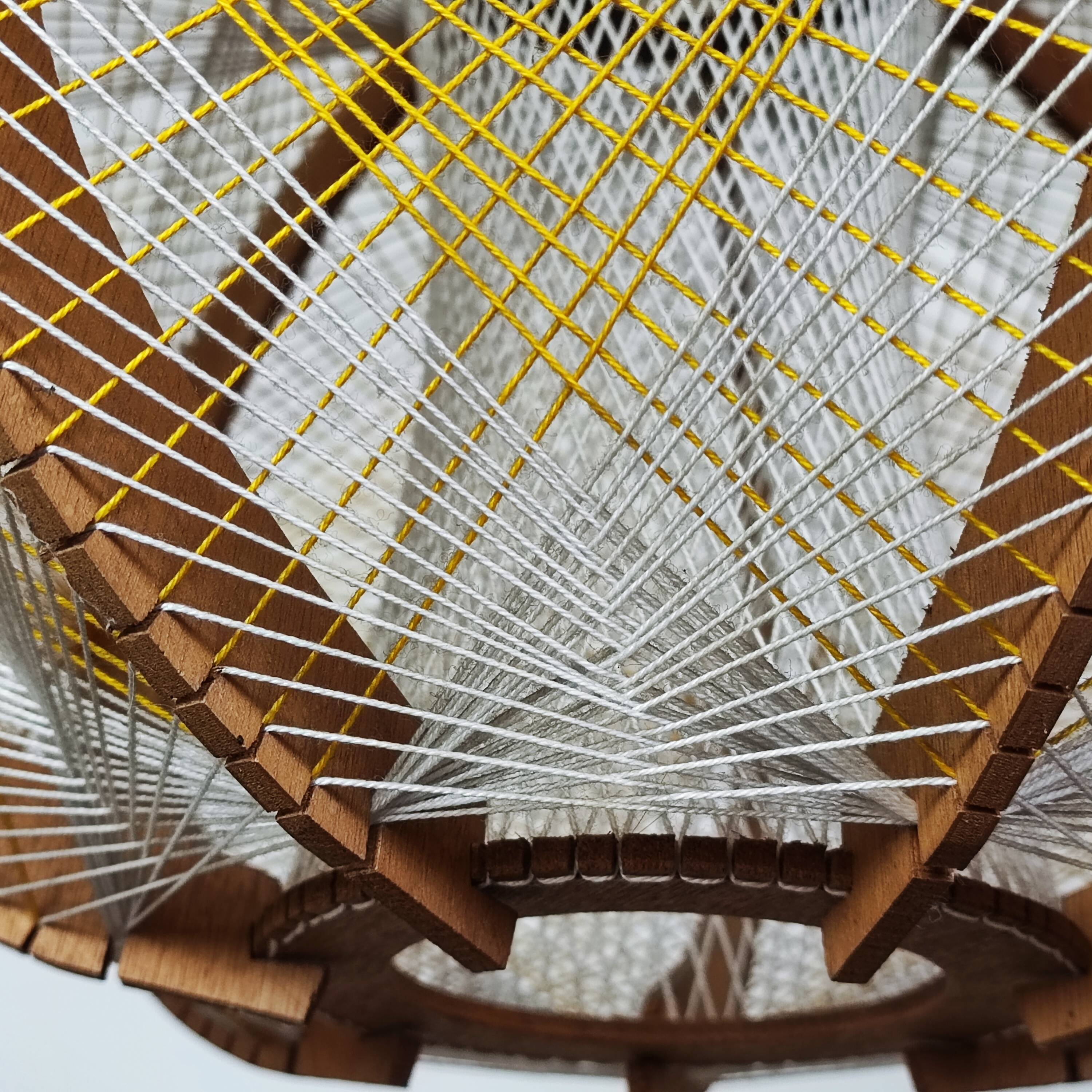 Scandinavian wire suspension