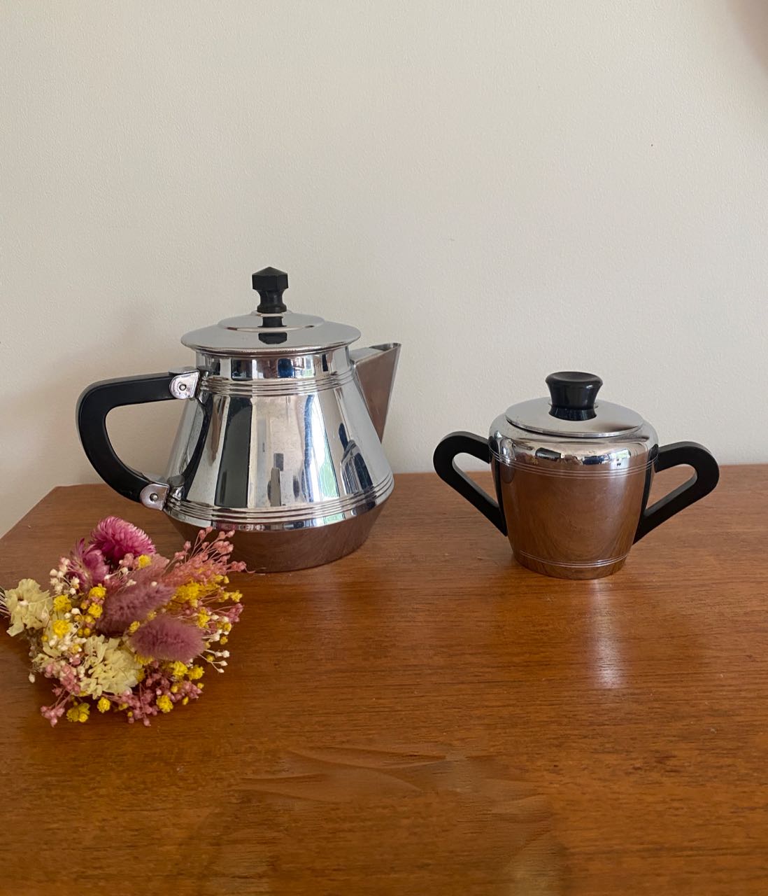 Teapot and copper sugar pot