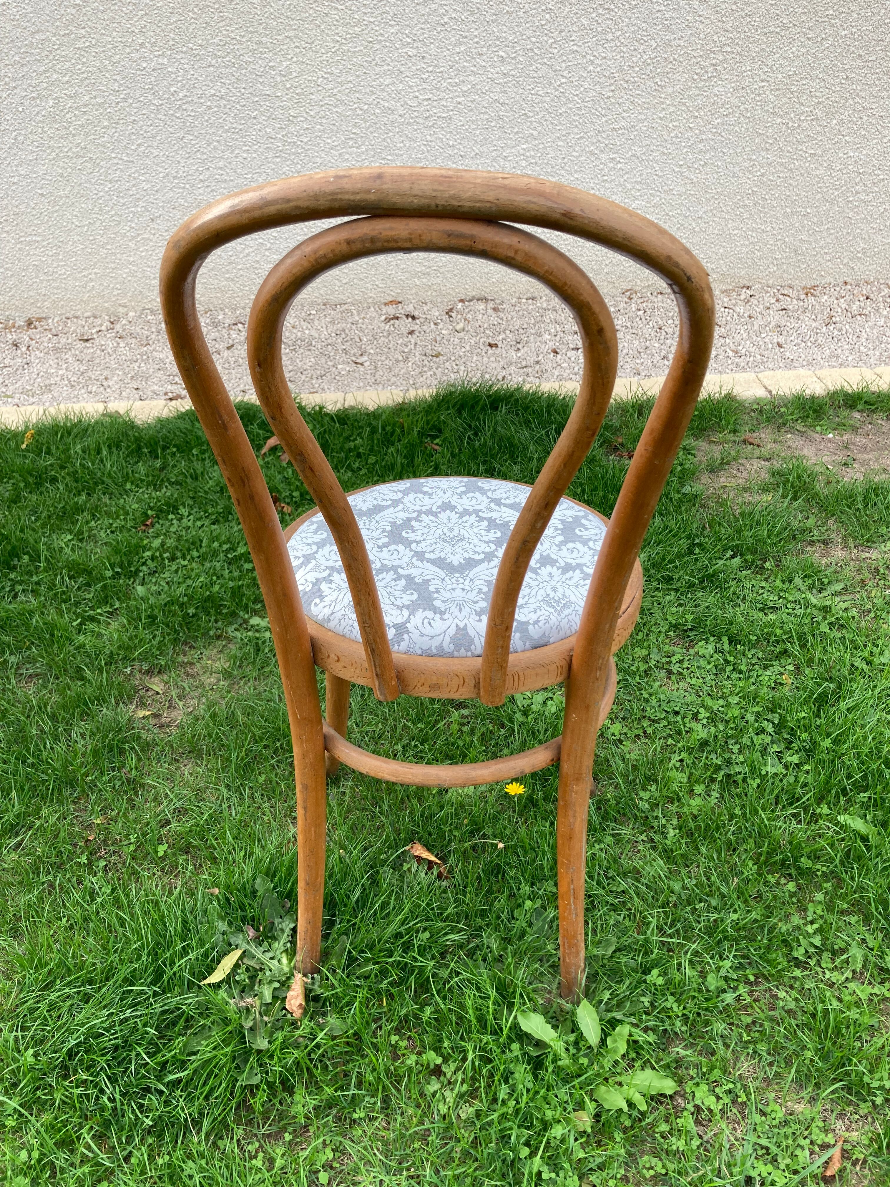 6 Fischel bistro chairs
