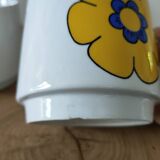Set of 2 vintage porcelain mugs