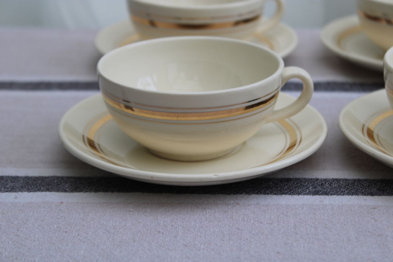 Set of 6 villeroy and boch coffee cups