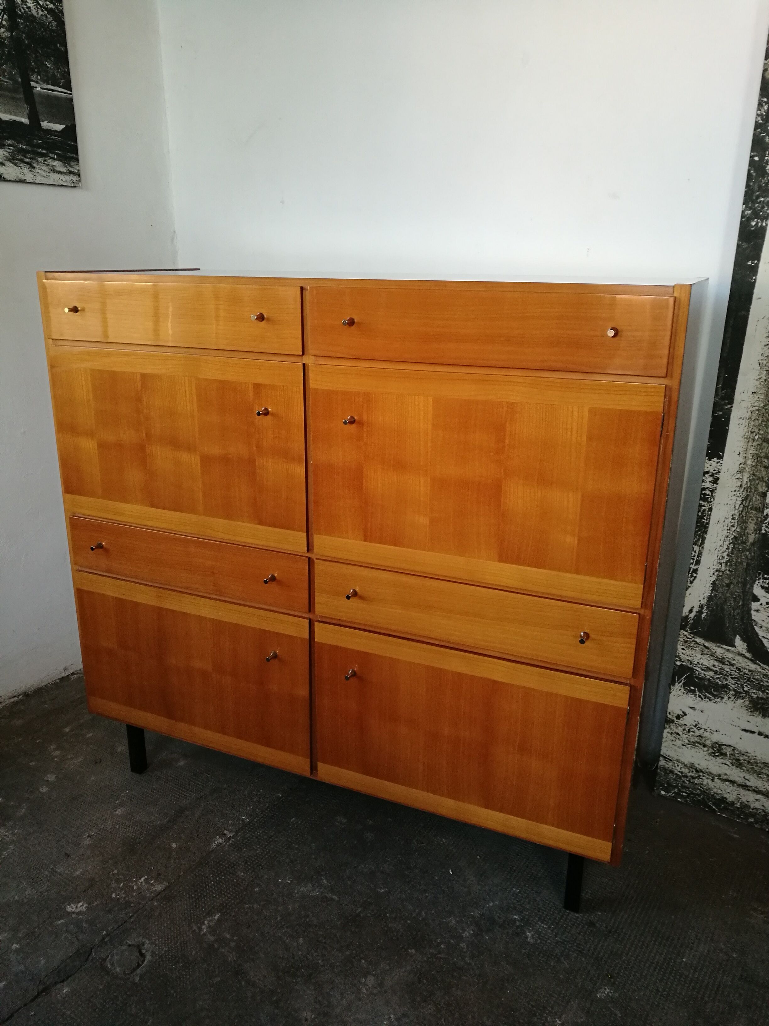 Buffet 1970 in blond wood
