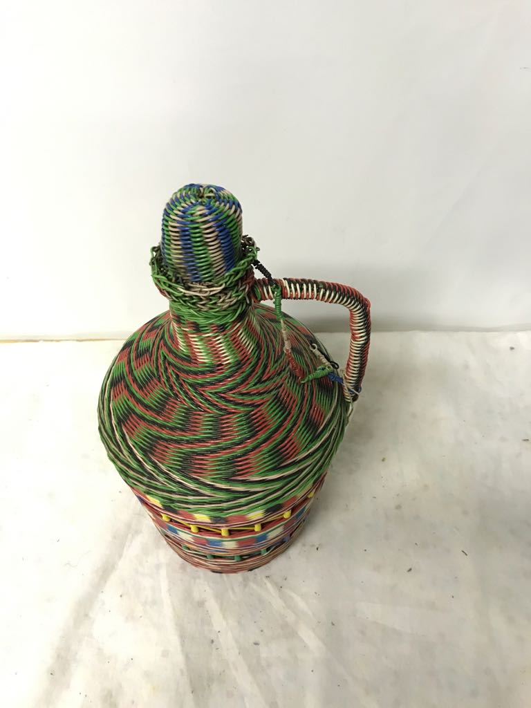 Demijohn scoubidou