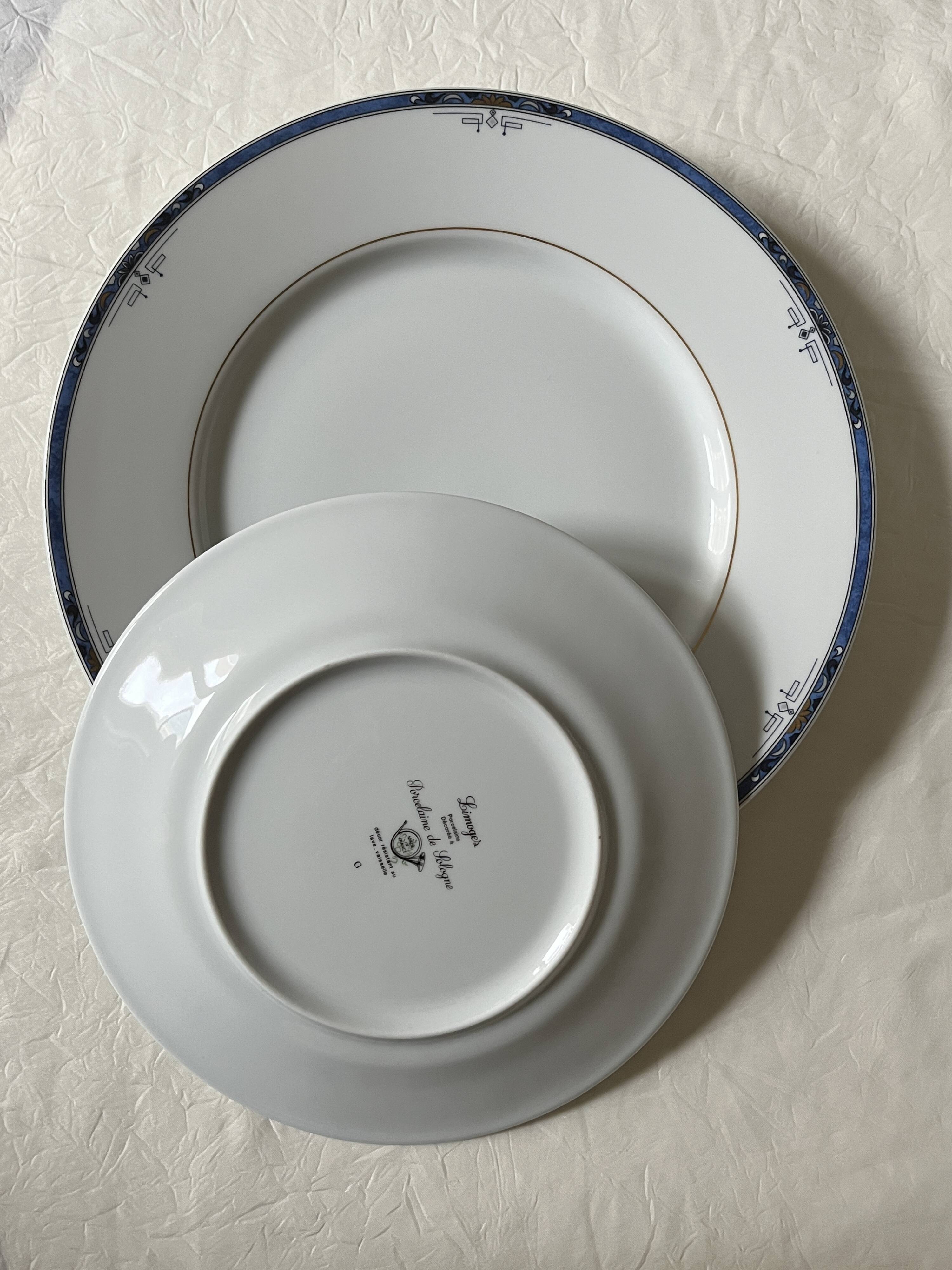 Limoges, large porcelain table service 98 pieces 20th century