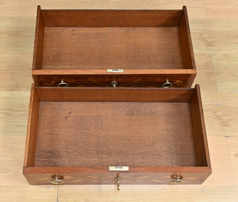 Petite Commode en Acajou Blond – Début XXe
