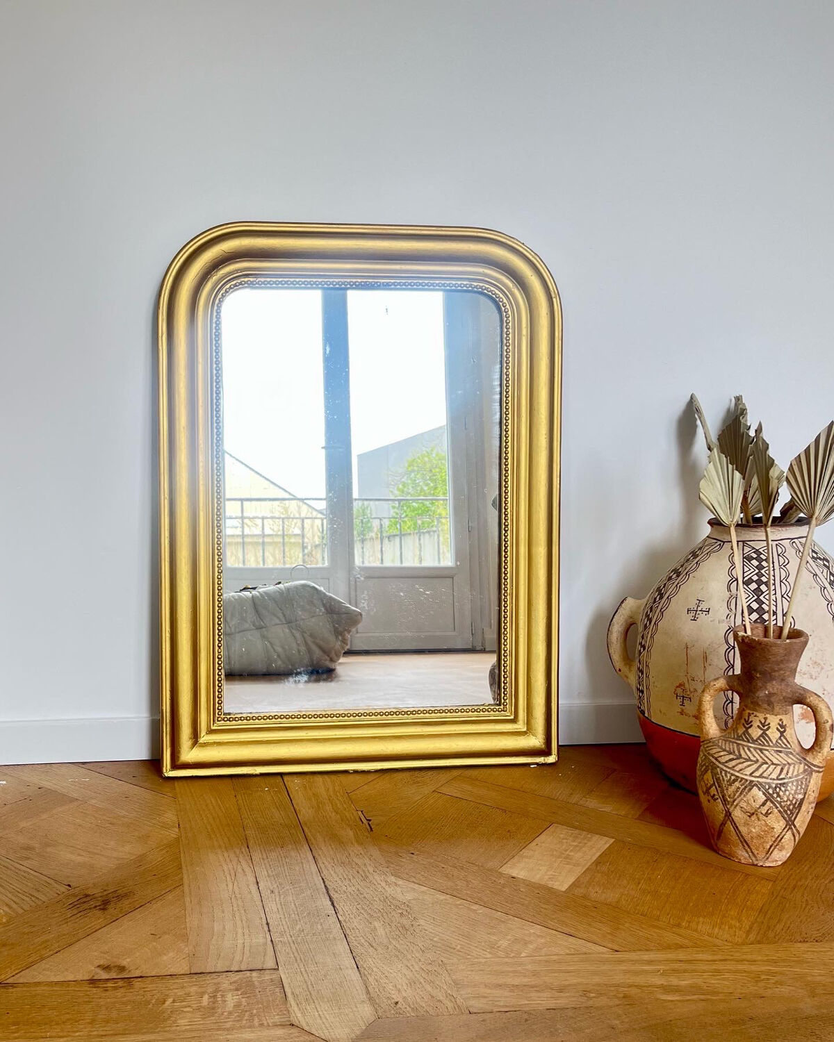 Old Louis Philippe mirror, bead, 84 × 62 cm