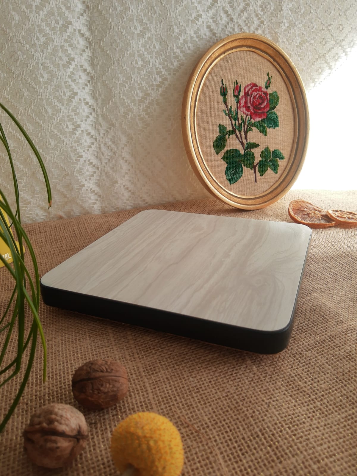 Flat bottom in white veined formica gray - vintage