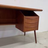 Bureau design danois vintage conçu par Gunnar Nielsen Tibergaard.