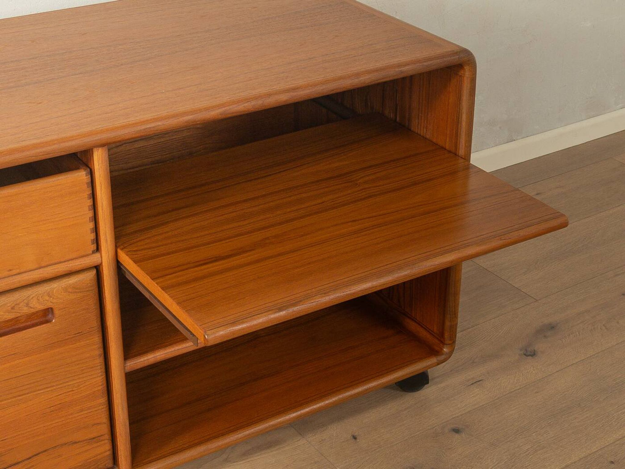 1960s HiFi rack by Dyrlund