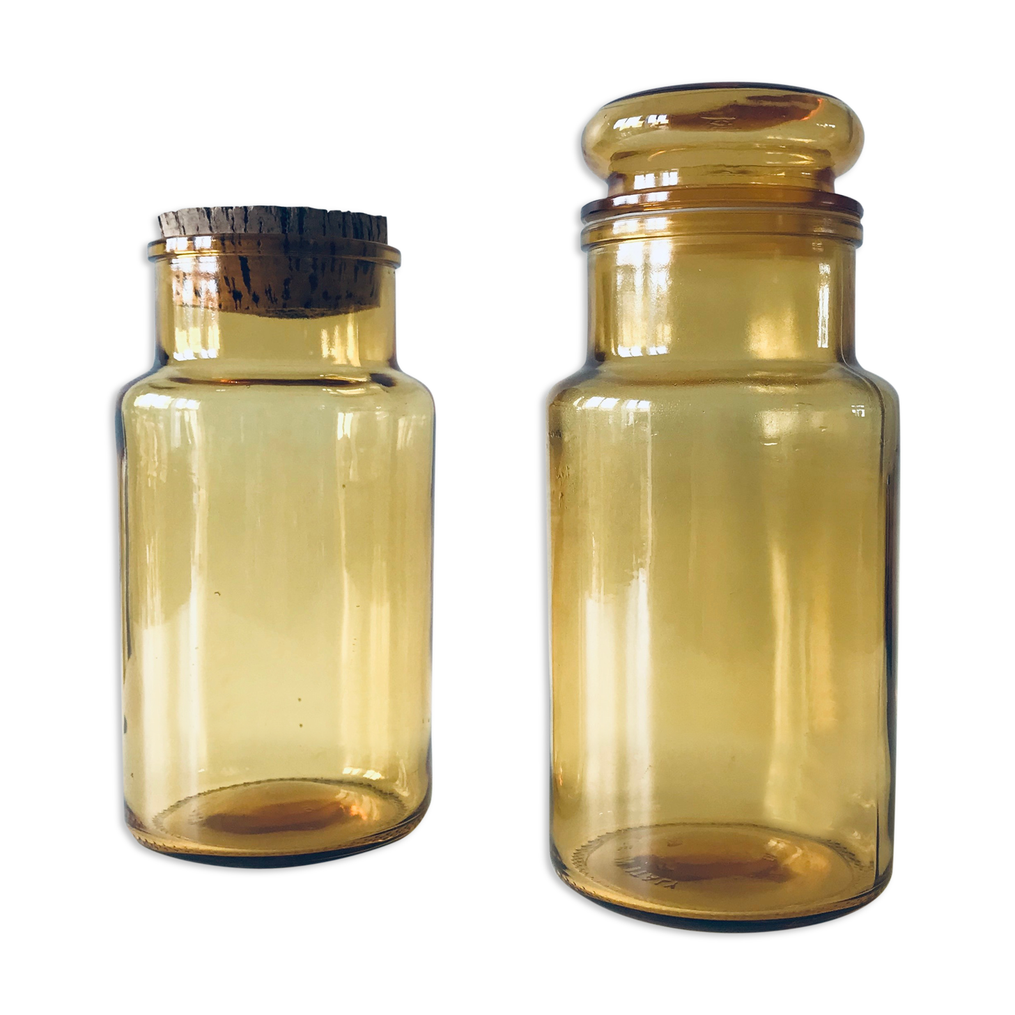 Lot of glass jars