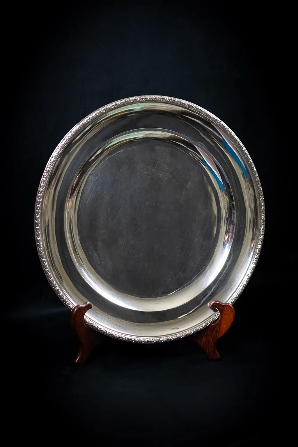 Silver-plated vegetable dish with matching tray – stamped