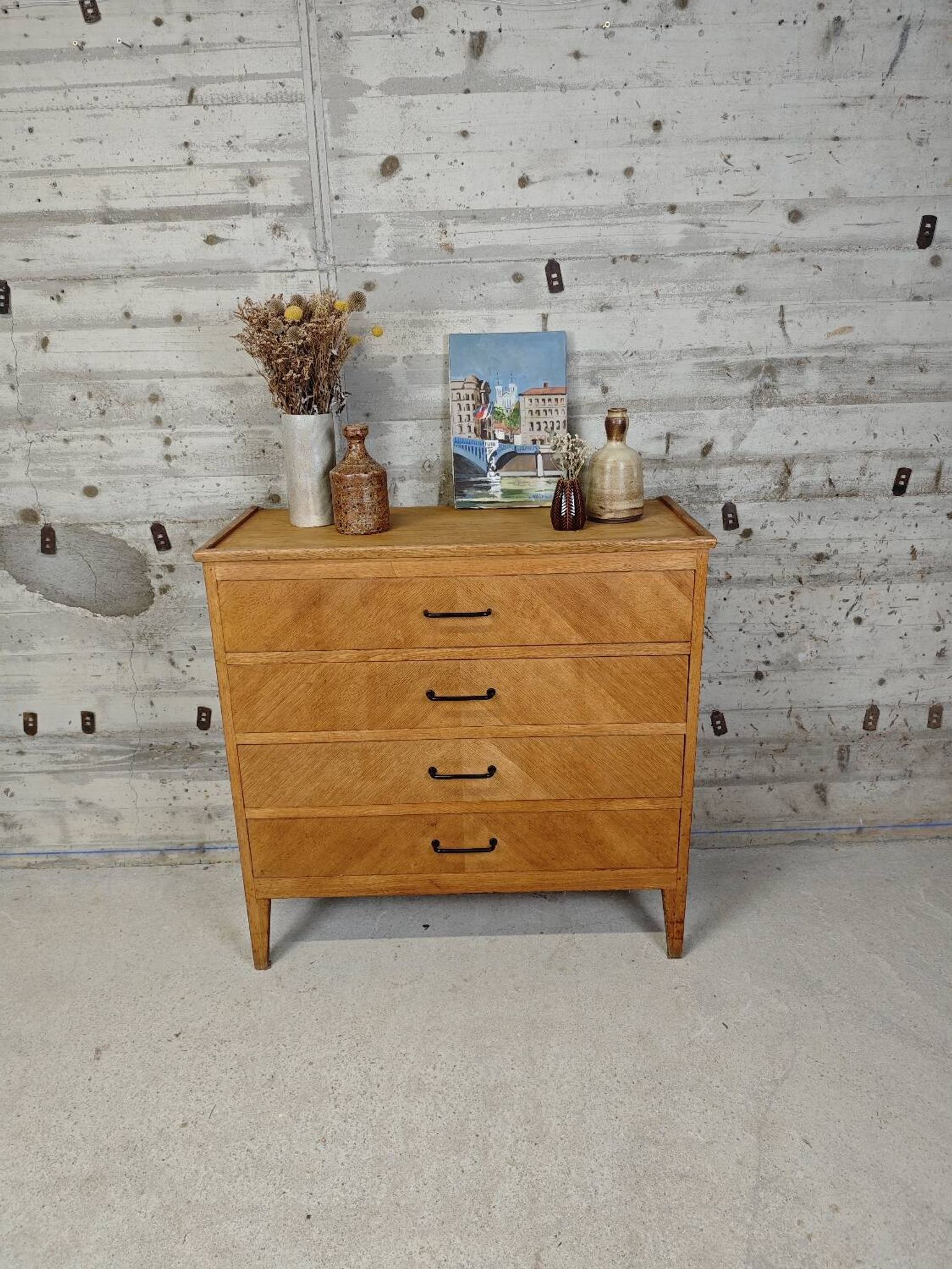 Vintage chest of drawers