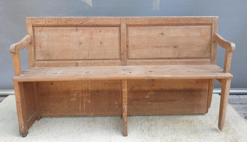 Cotentin church pew with missal door