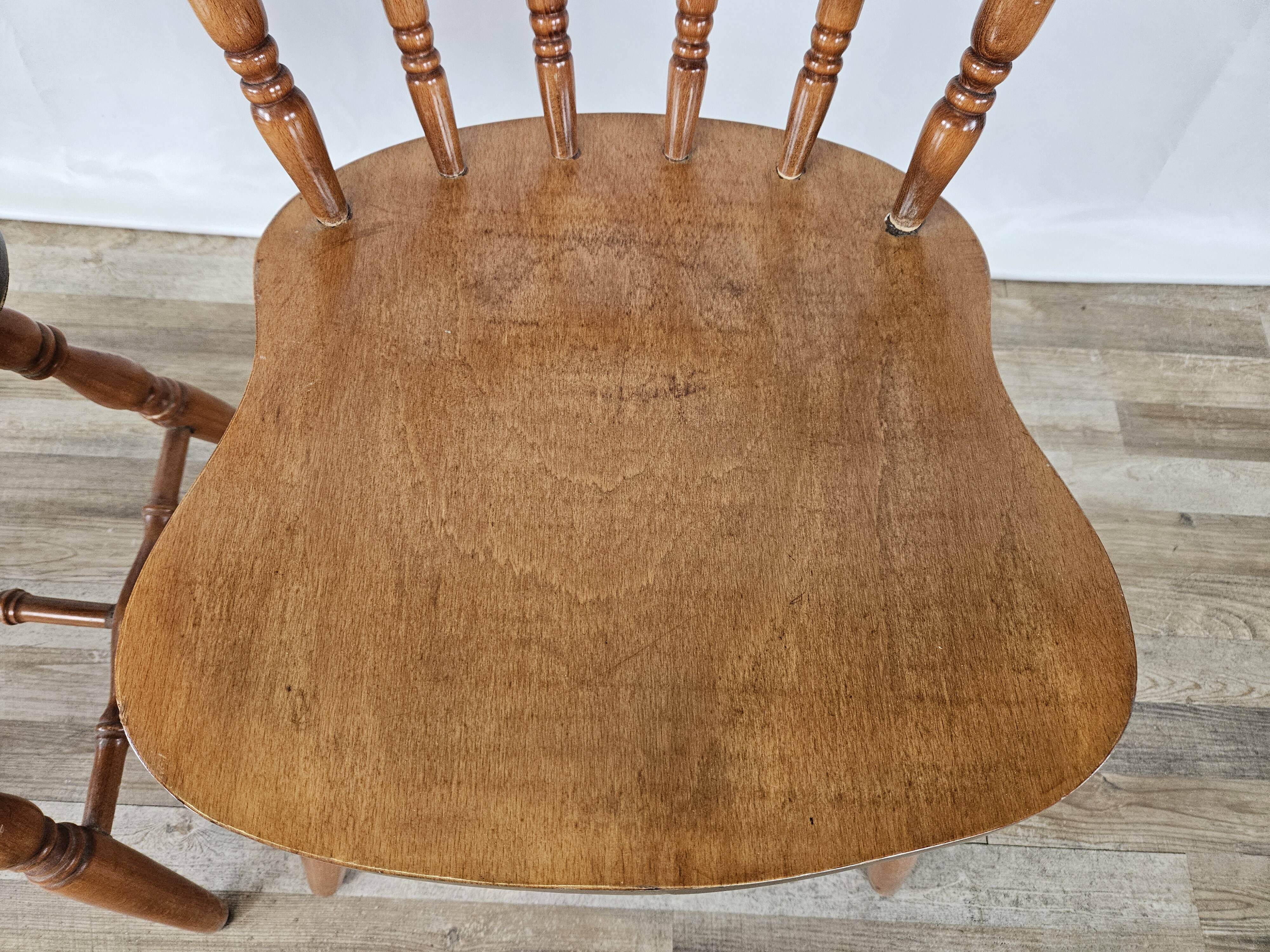 Set of 4 country style chairs, 80s