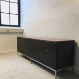 Row with refrigerator and on marble to Florence Knoll 1961
