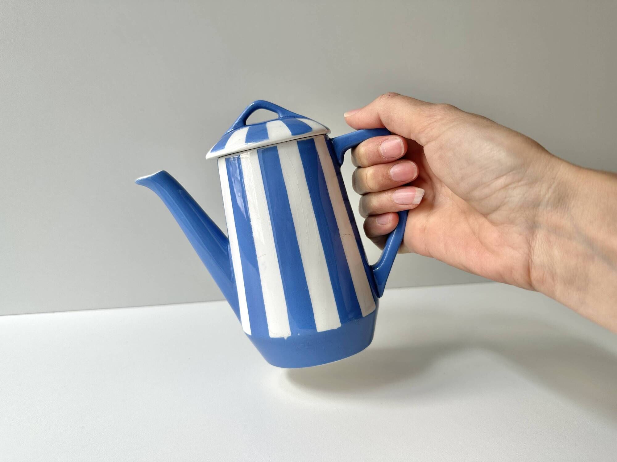 Small art deco coffee pot fox trott sarreguemines 1930s