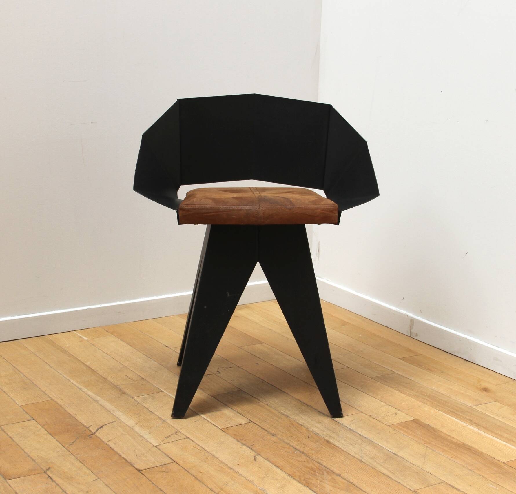 Set of 8 Knight Steel chairs, Gie El