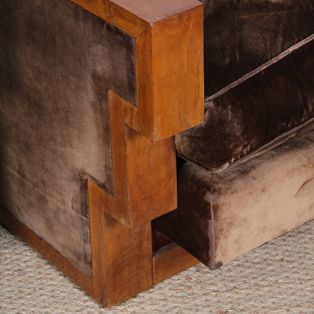 Paire de fauteuils géométrique du XXe siècle